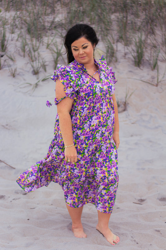 Floral Print A-Line Tiered Split Neck Maxi Dress with Short Flutter Sleeves, Side Pockets & Front Neck Tie